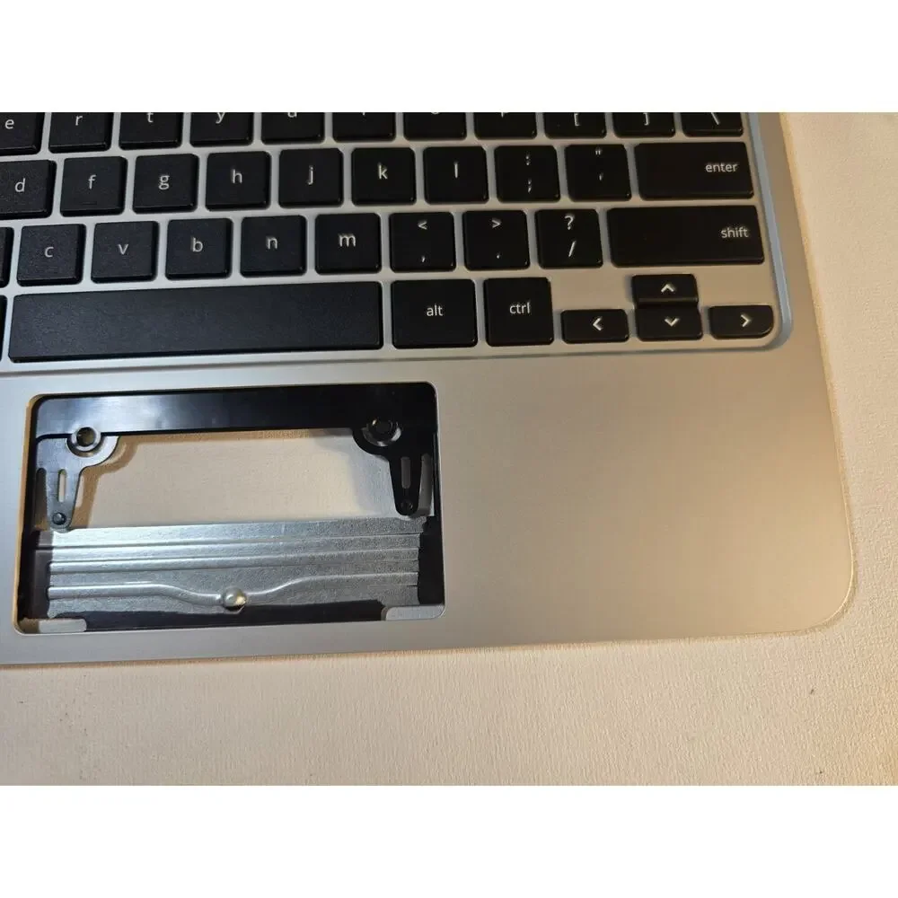 HP Chromebook 11 G3 N2840 Palmrest w/ Keyboard 788639-001 Silver And Black